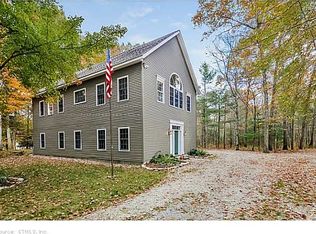 255 Pompeo Rd, North Grosvenordale, CT 06255