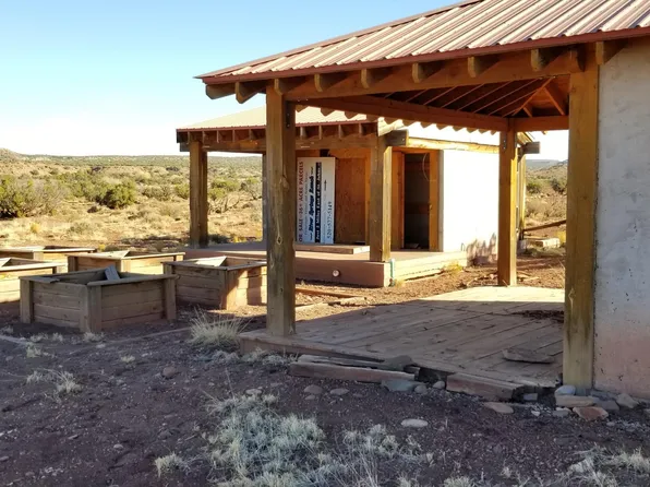 224 County Road N6412 St, Saint Johns, AZ 85936