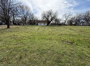 1919 N 7th St, Fort Smith, AR 72904