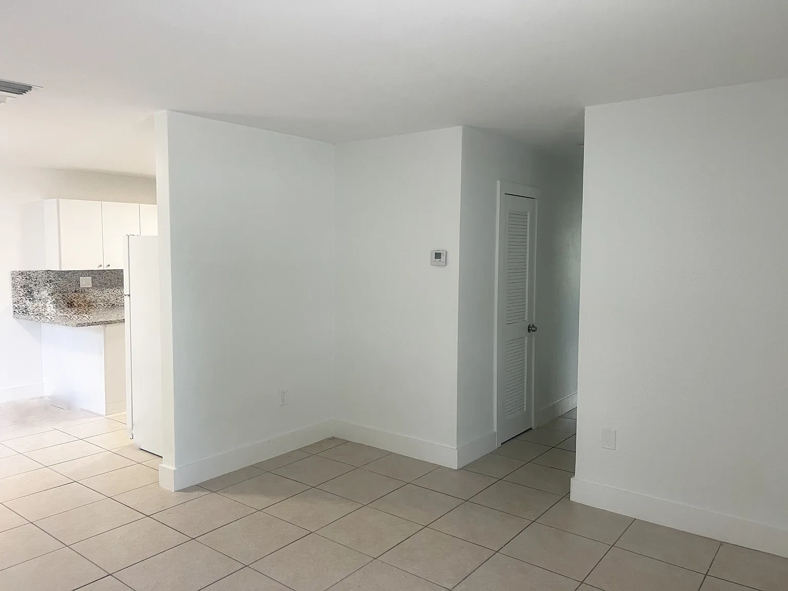 1244 NW 32 Pl - 1244 — Photo 3