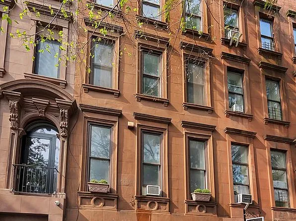 318 E 120th St, New York, NY 10035