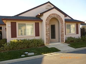 1st image of 652 Village Dr