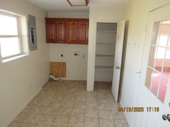 1376 Woods Point Rd, Elizabeth, AR 72531