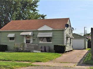 1926 Bollinger Ave NE, Canton, OH