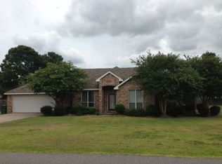 5721 Hemlock St, Lake Charles, LA 70605