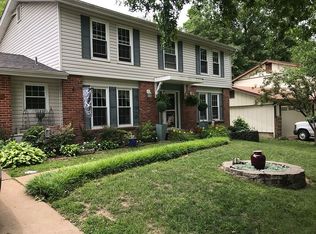 2938 Piney Pointe Dr, Saint Louis, MO