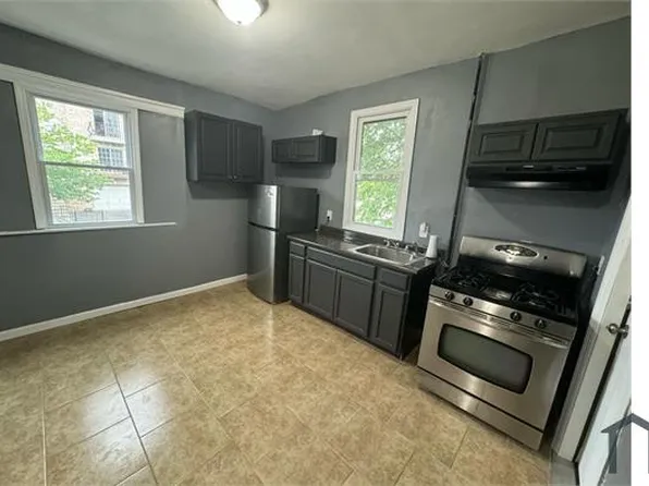 241 12th Ave, Newark, NJ