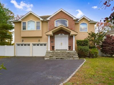 20 Laurel Lane, Old Westbury, NY, 11568