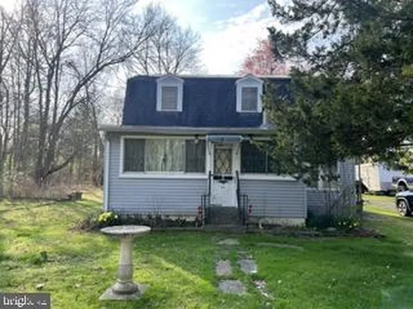 813 Carteret Ave, Westville, NJ 08093