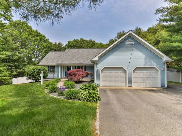 17 Pimlico Pond Road, Forestdale, MA 02644