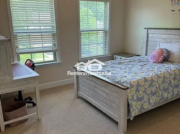 1025 Applegate Dr, Roswell, GA 30076