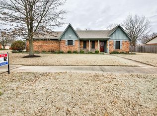 1201 Hickory Cir, West Memphis, AR 72301