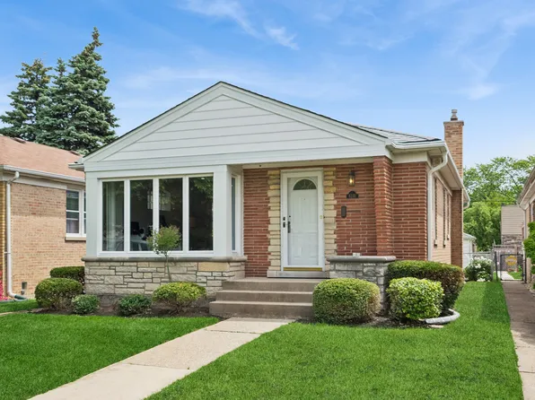 6341 N Tripp Ave, Chicago, IL 60646