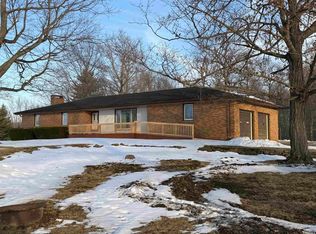16326 Wappes Rd, Churubusco, IN 46723