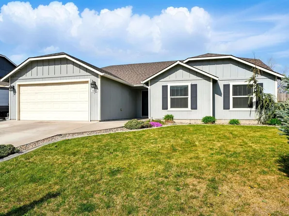 5108 Spirea Dr, West Richland, WA 99353