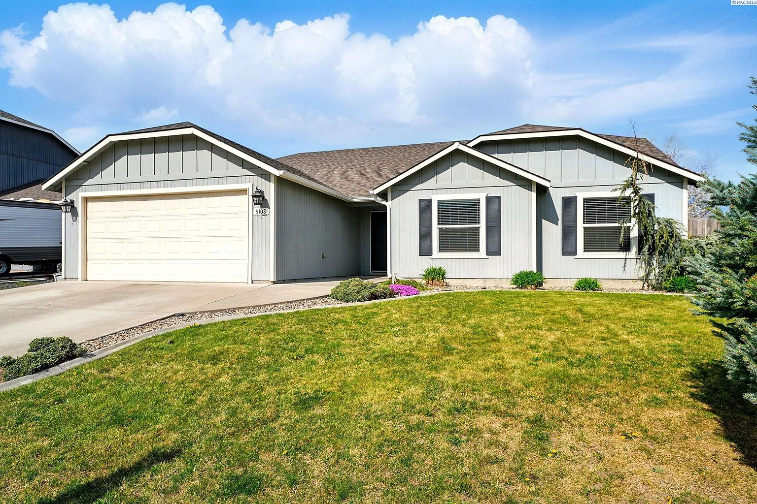 5108 Spirea Dr photo 1