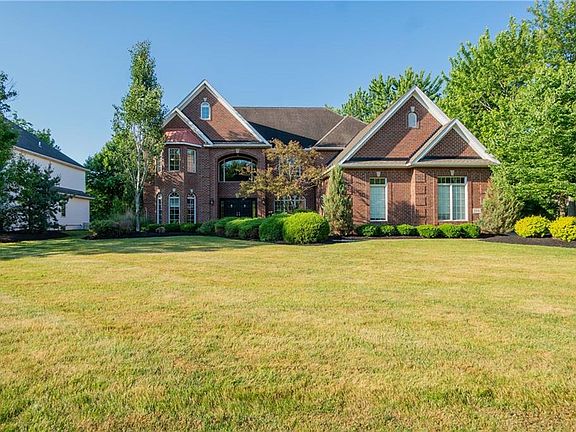 2nd image of 29191 Weybridge Dr