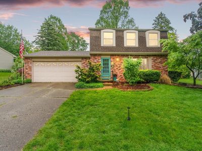 2020 Northwest Ave, Lansing, MI, 48906