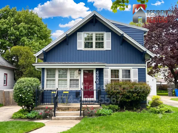 4929 N Hollywood Ave, Whitefish Bay, WI 53217