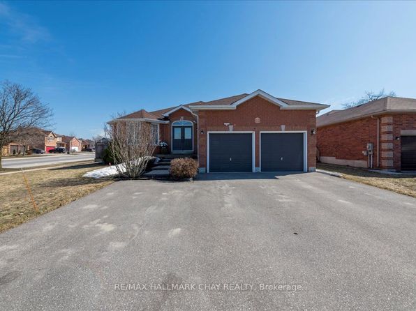 283 Cox Mill Rd, Barrie, ON L4N 8K8