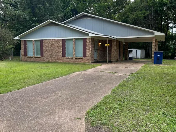 119 Wilson St, Duck Hill, MS 38925