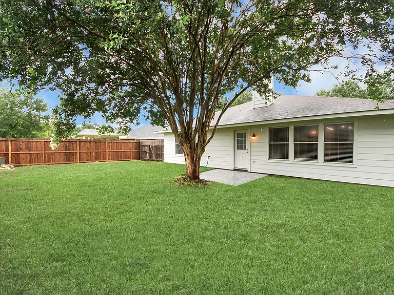 14610 Hazy Ridge Ln — Photo 40