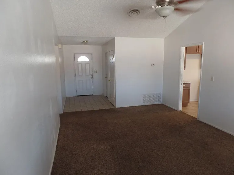 626 W Coso Ave — Photo 8