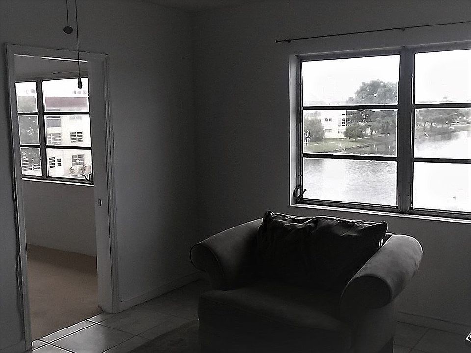 1st image of 18700 NE 3rd Ct APT 629