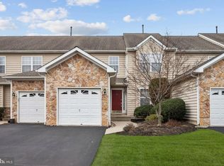 16 Hogan Way, Moorestown, NJ 08057