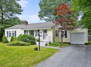 72 Nola Dr, Holden, MA 01520