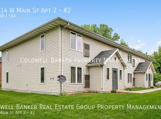 614 W Main St #2, Winneconne, WI 54986