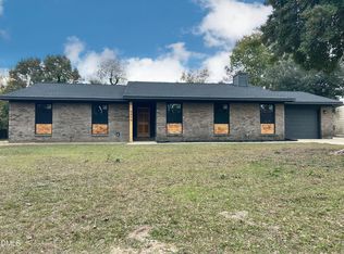 6859 Beaver Stone Rd, Fayetteville, NC 28314