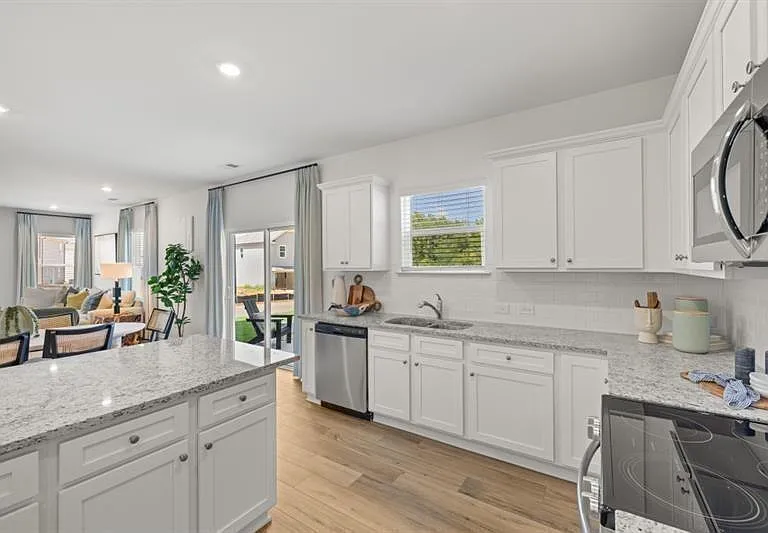 465 Madison Lakeview Dr — Photo 11
