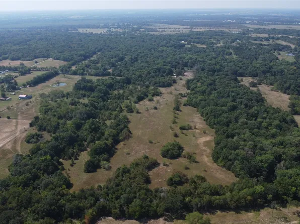 2 County Road 4729, Commerce, TX 75428