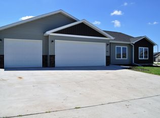 601 14th St SE, Mandan, ND 58554
