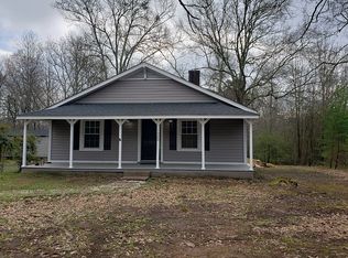 1020 Beacon Light Rd, Spartanburg, SC 29307