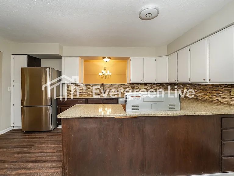 412 Wyoga Lake Blvd — Photo 5