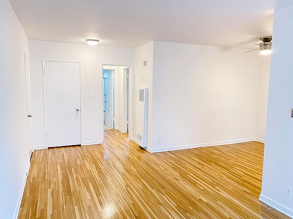 3rd image of 1523 S Holt Ave #1