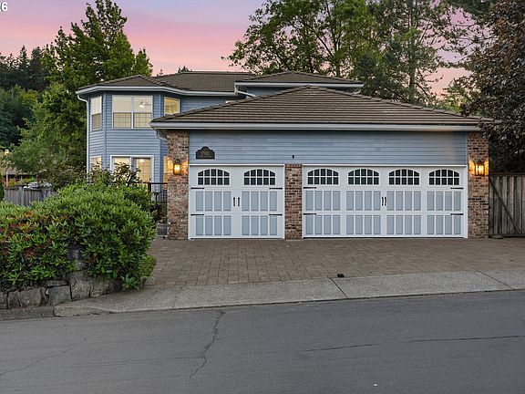 2nd image of 17903 Ridge Lake Dr