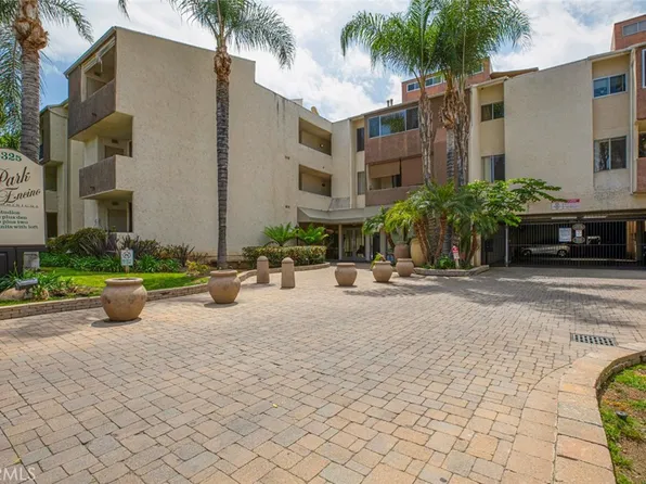 5325 Newcastle Ave Unit 322, Encino, CA 91316