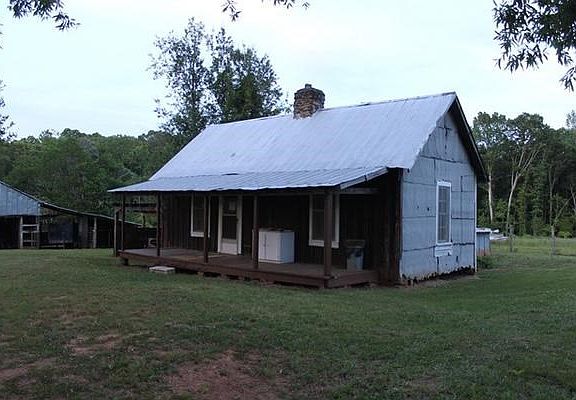 5th image of 1369 County Road 142