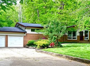 2685 Waltham Rd, Akron, OH 44313