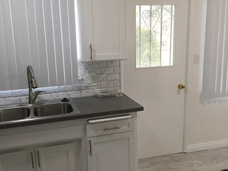 1845 S Cloverdale Ave #1 — Photo 6