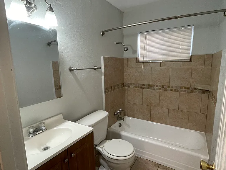 2128 Oakdale St #3 — Photo 7
