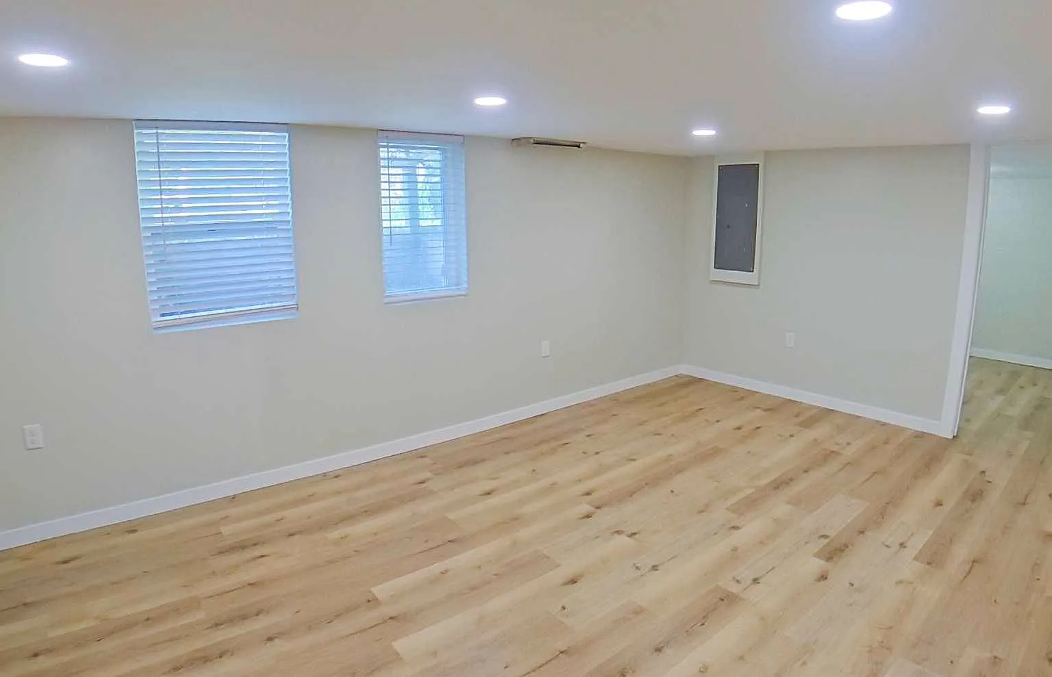 1320 El Paso Ln. — Photo 3