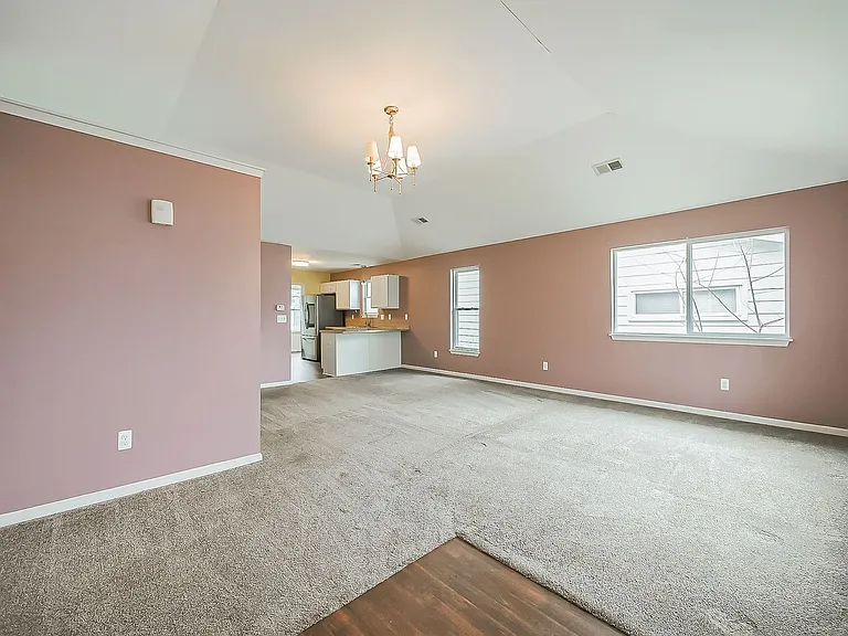 3079 Grove St — Photo 3