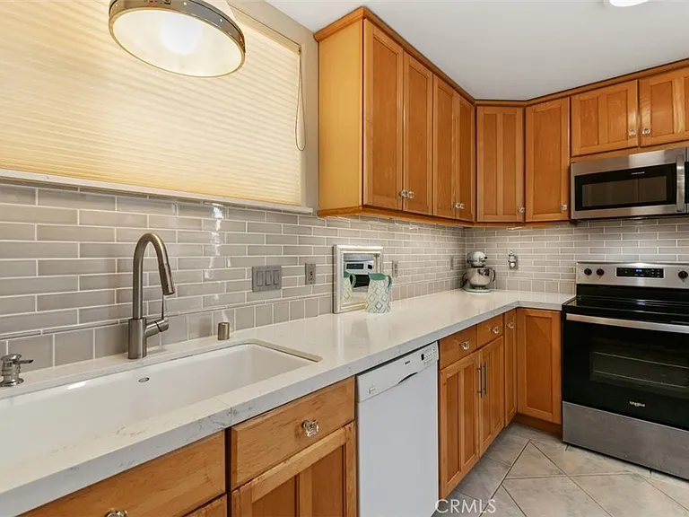 436 Fernleaf Ave #1/2 — Photo 8