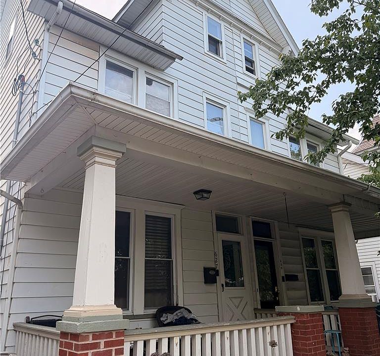 1st image of 627 4th Ave