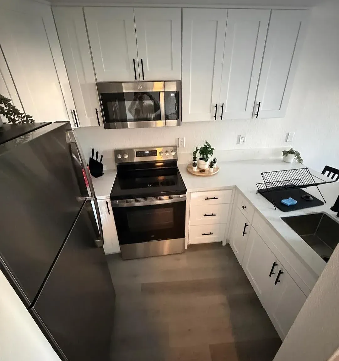 4465 Ocean Blvd — Photo 3