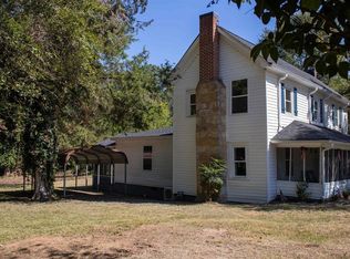 340 W Peachtree St, Woodruff, SC 29388